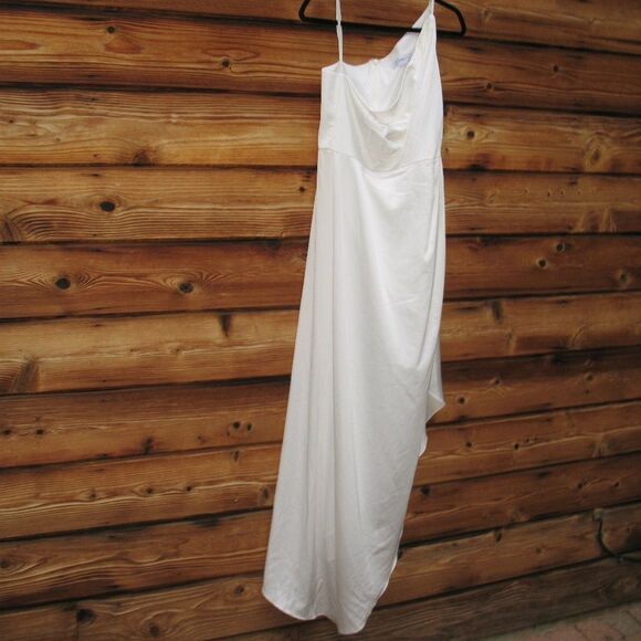 NWOT Mac Duggal Ieena One Shoulder White Satin Gown Size 8 - Picture 5 of 11